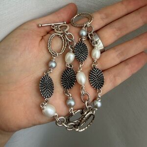 Michael Dawkins Silver&Pearl necklace